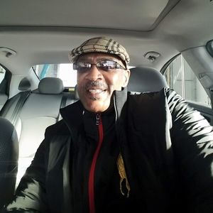 Meet your Posher, Larry